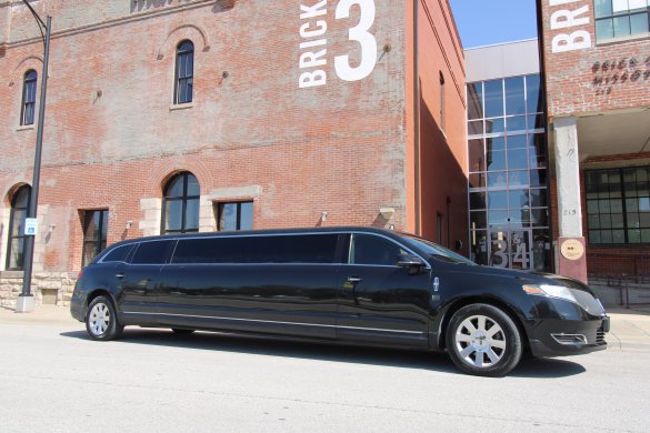 2014 Lincoln MKT 120 Limousine for Sale in Springfield, MO - Main Photo