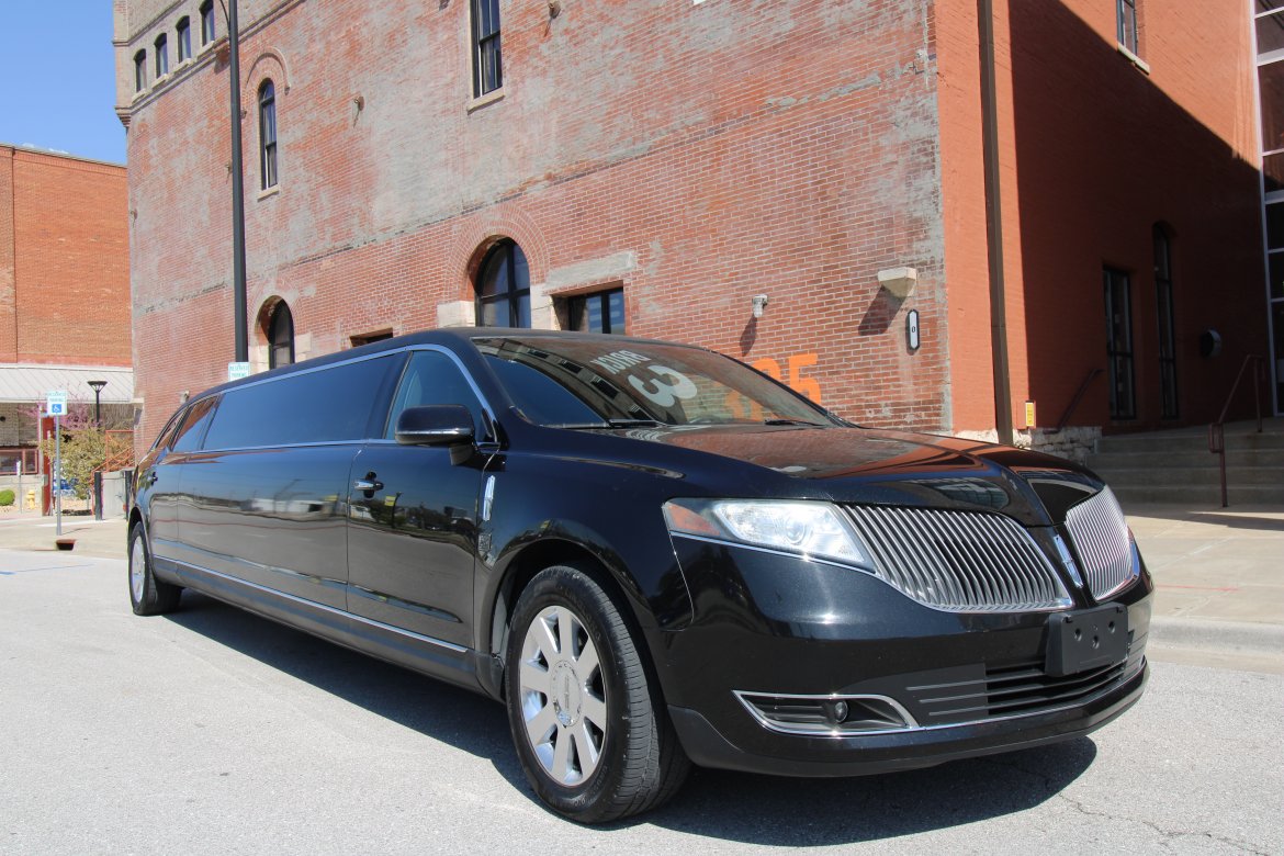 Limousine for Sale in Springfield, MO - Photo 4
