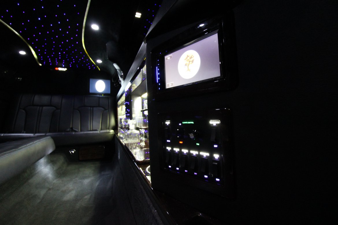Limousine for Sale in Springfield, MO - Photo 24