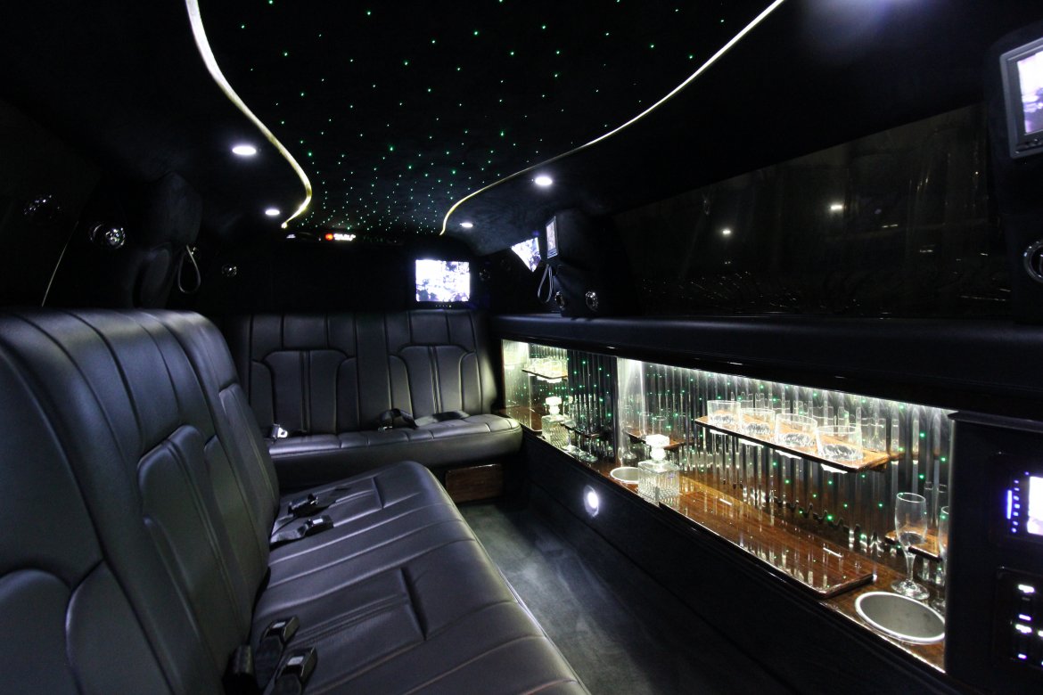 Limousine for Sale in Springfield, MO - Photo 32