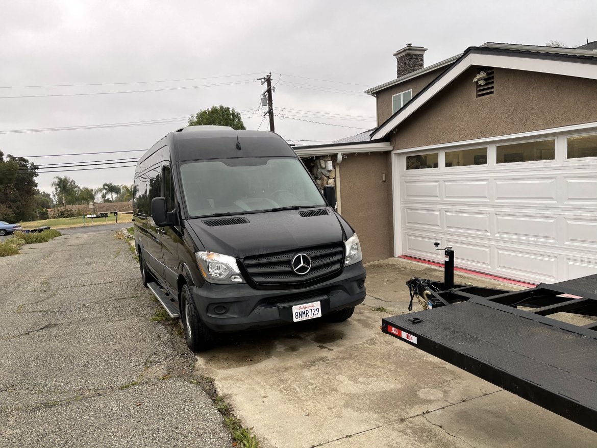 Limo Bus for Sale in Upland, CA - Photo 2