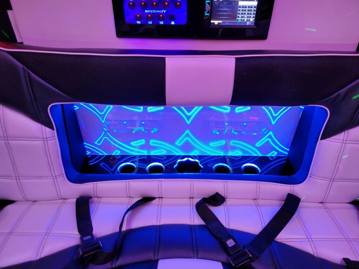 Limo Bus for Sale in Fontana, CA - Photo 8
