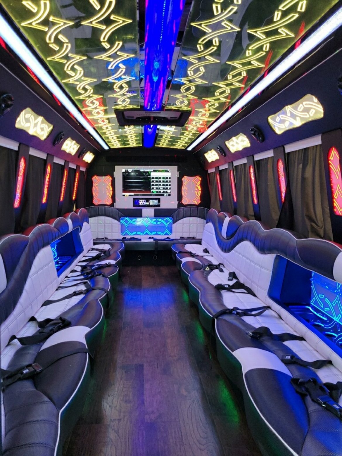 Limo Bus for Sale in Fontana, CA - Photo 14