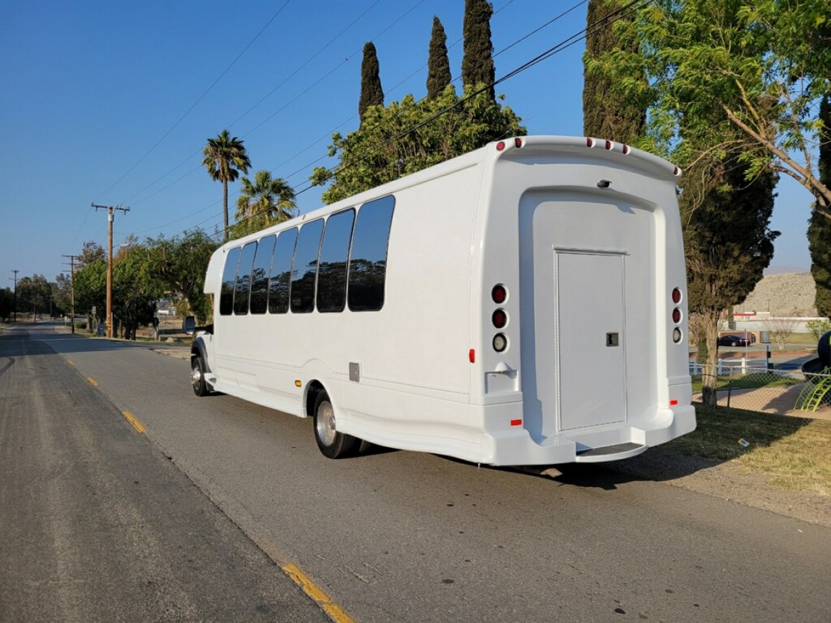 Limo Bus for Sale in Fontana, CA - Photo 13