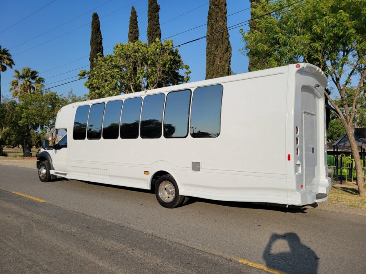 Limo Bus for Sale in Fontana, CA - Photo 17