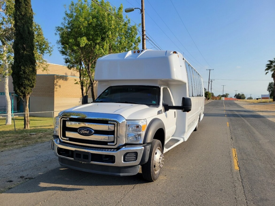 Limo Bus for Sale in Fontana, CA - Photo 18