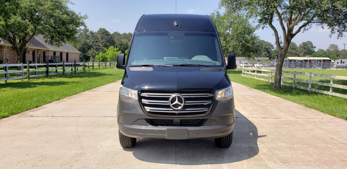 Sprinter for Sale in Houston, TX - Photo 2