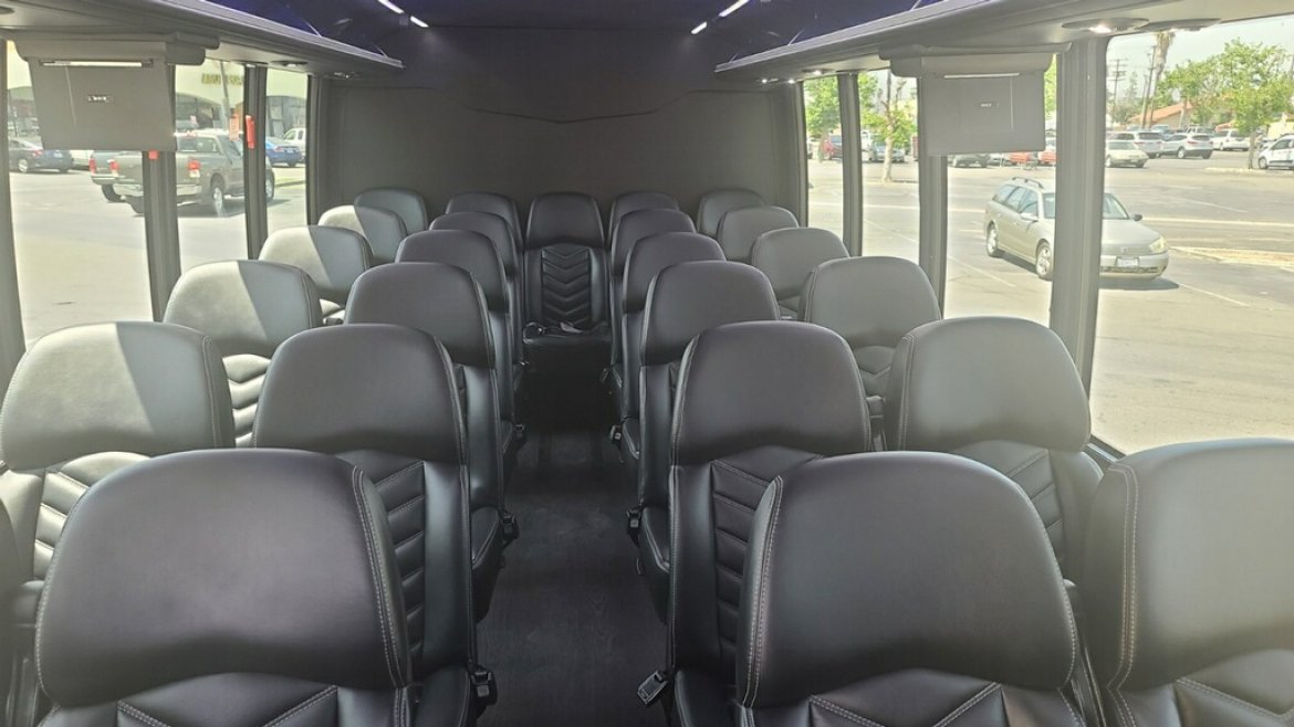 Executive Shuttle for Sale in Orlando, FL - Photo 2