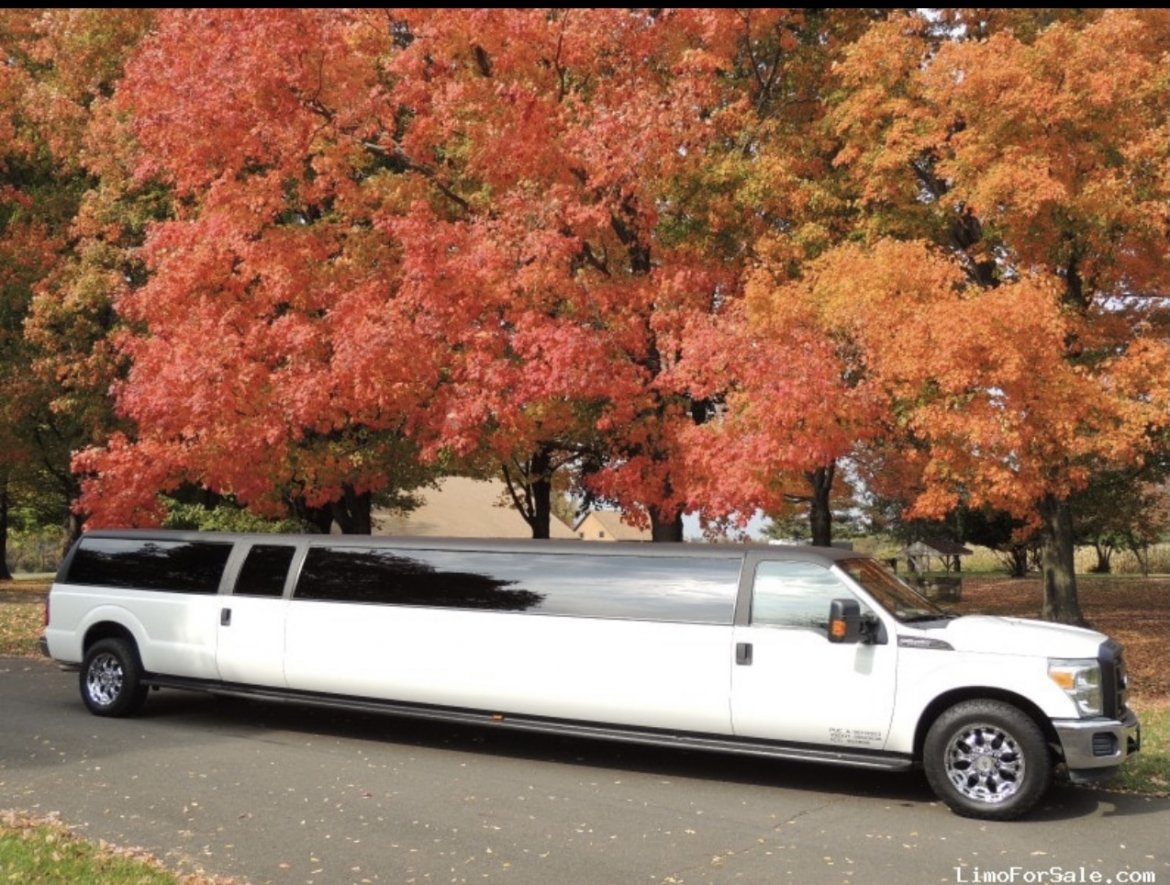 Limousine for sale: 2012 Ford F250