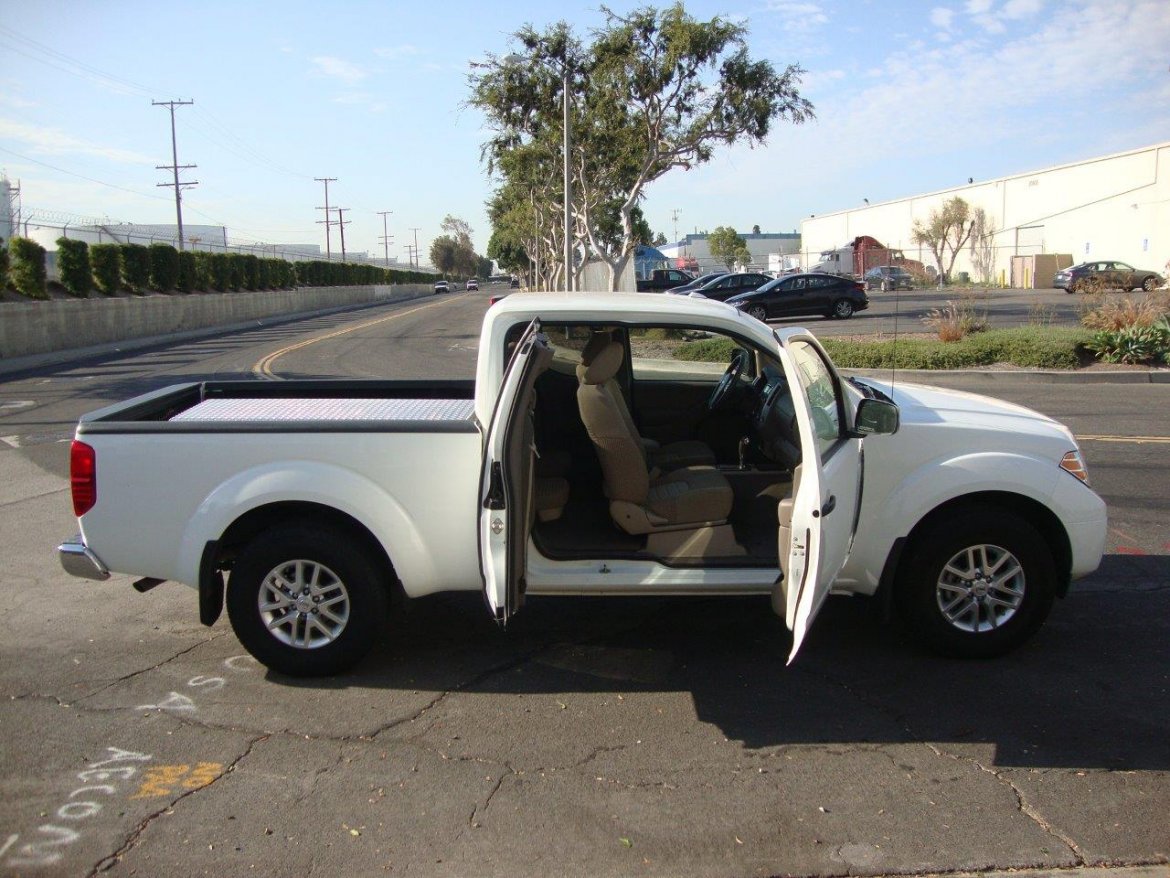 Truck for Sale in Carson, CA - Photo 9