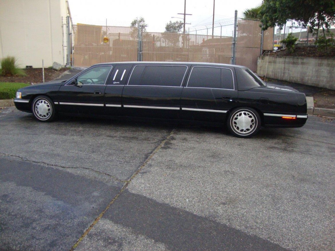 Limousine for Sale in Carson, CA - Photo 4