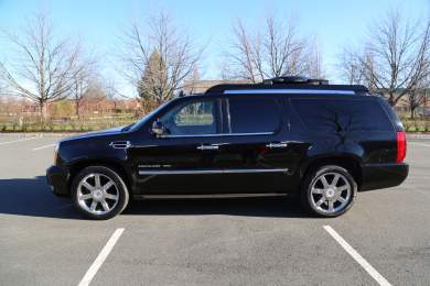 2012 Cadillac Escalade ESV CEO SUV Mobile Office for Sale in Cranbury, New Jersey, US - Photo 3