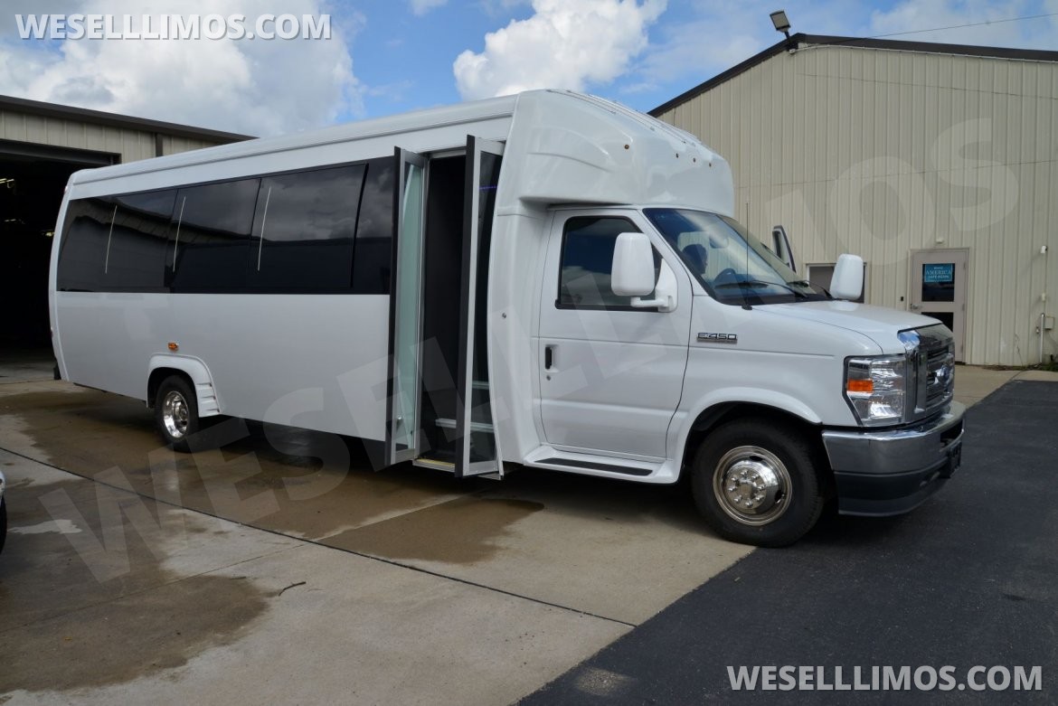 Photo of Limo Bus for sale: 2025 Ford E-450 by LGE Coachworks