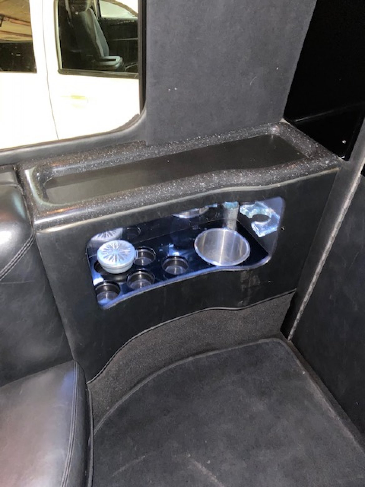Limo Bus for Sale in ERIE, PA - Photo 11
