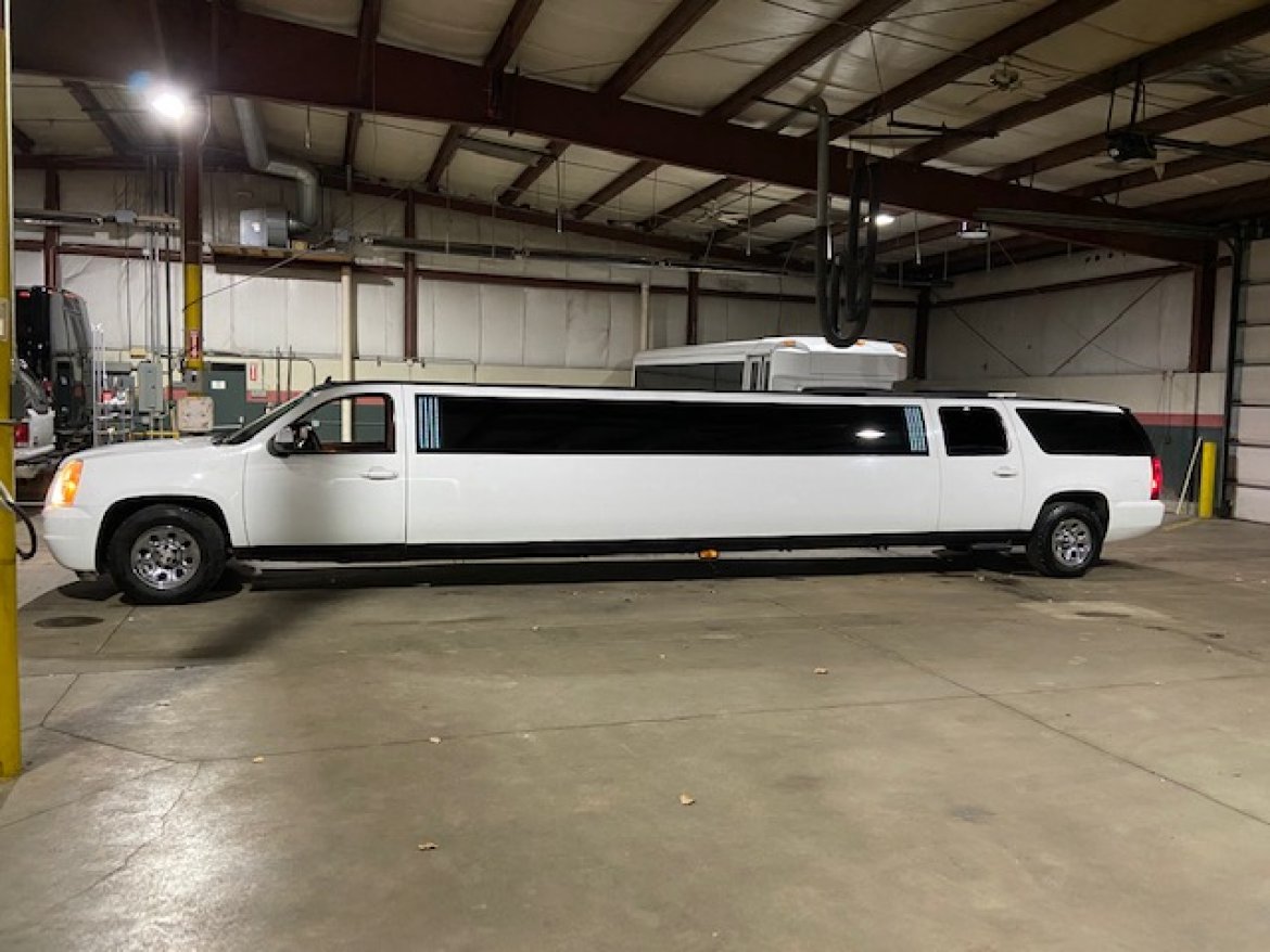 Limousine for Sale in ERIE, PA - Photo 11