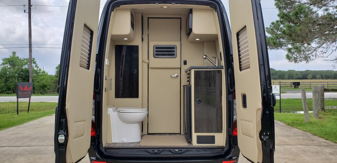 Sprinter for Sale in Houston, TX - Photo 2