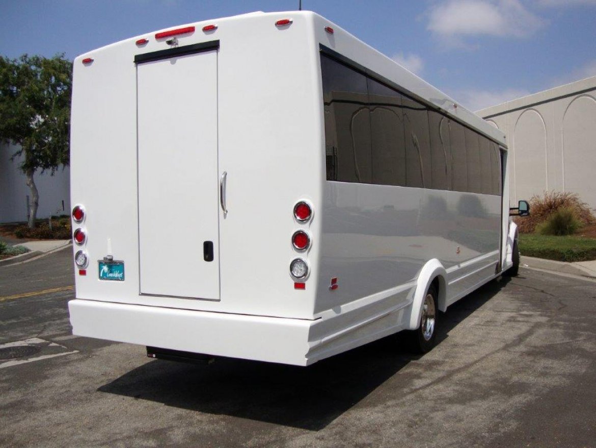 Limo Bus for Sale in Carson, CA - Photo 9