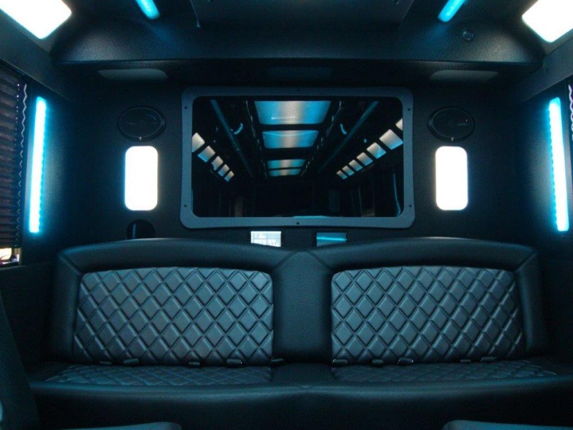 Limo Bus for Sale in Carson, CA - Photo 28
