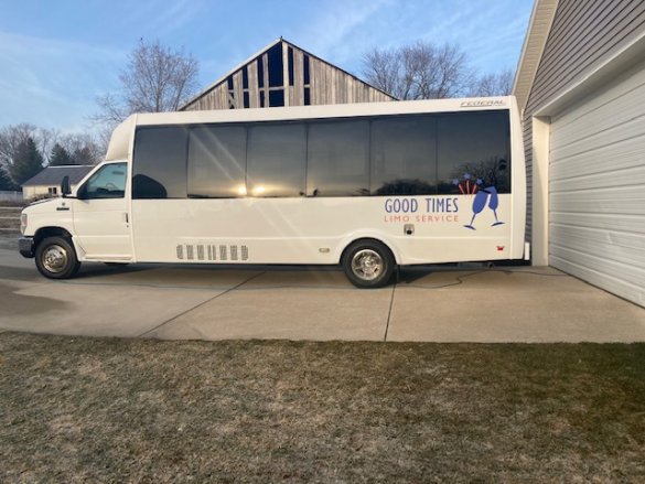 2011 Ford E-450 Limo Bus for Sale in Hamilton, MI - Main Photo