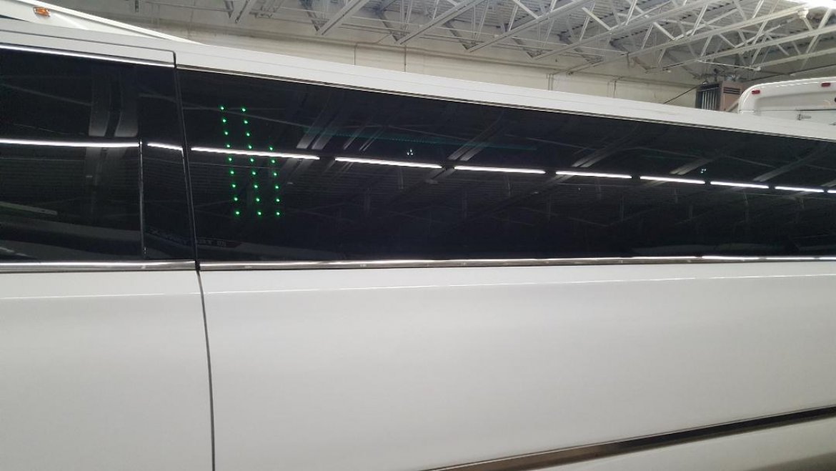 SUV Stretch for Sale in Ravenna, OH - Photo 13