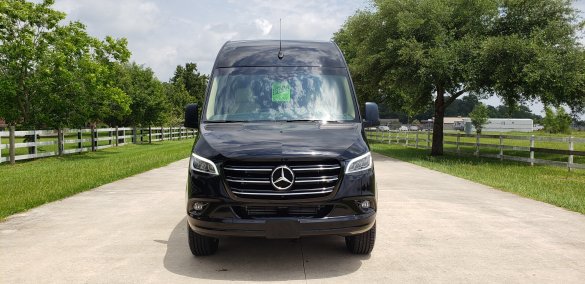 2021 Mercedes-Benz Sprinter 3500 170"EXT Sprinter for Sale in Houston, TX - Photo 2