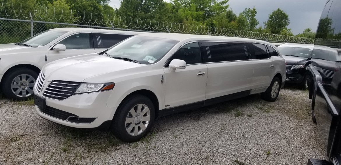Limousine for sale: 2109 Lincoln MKT by Executive Coach Builders