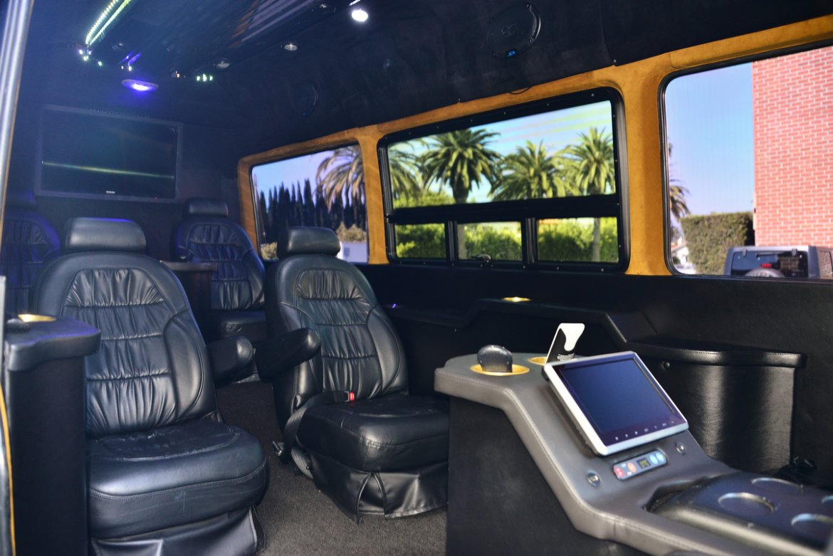 Executive Shuttle for Sale in Los Angeles, CA - Photo 5