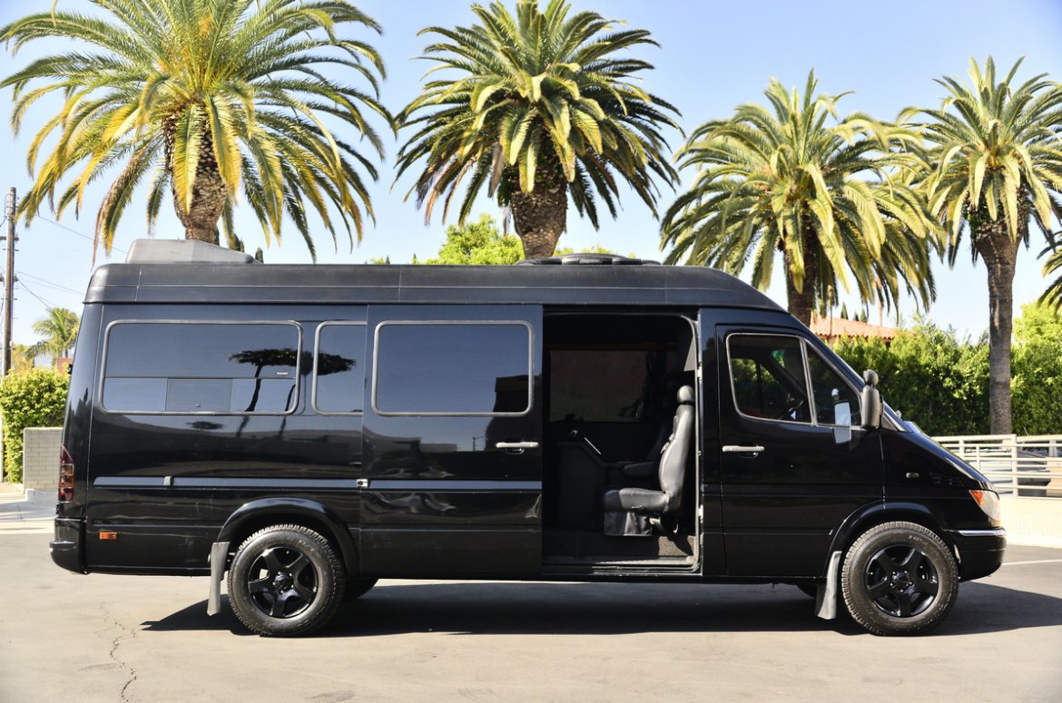 Executive Shuttle for sale: 2006 Dodge In line 6 diesel by West coast customs