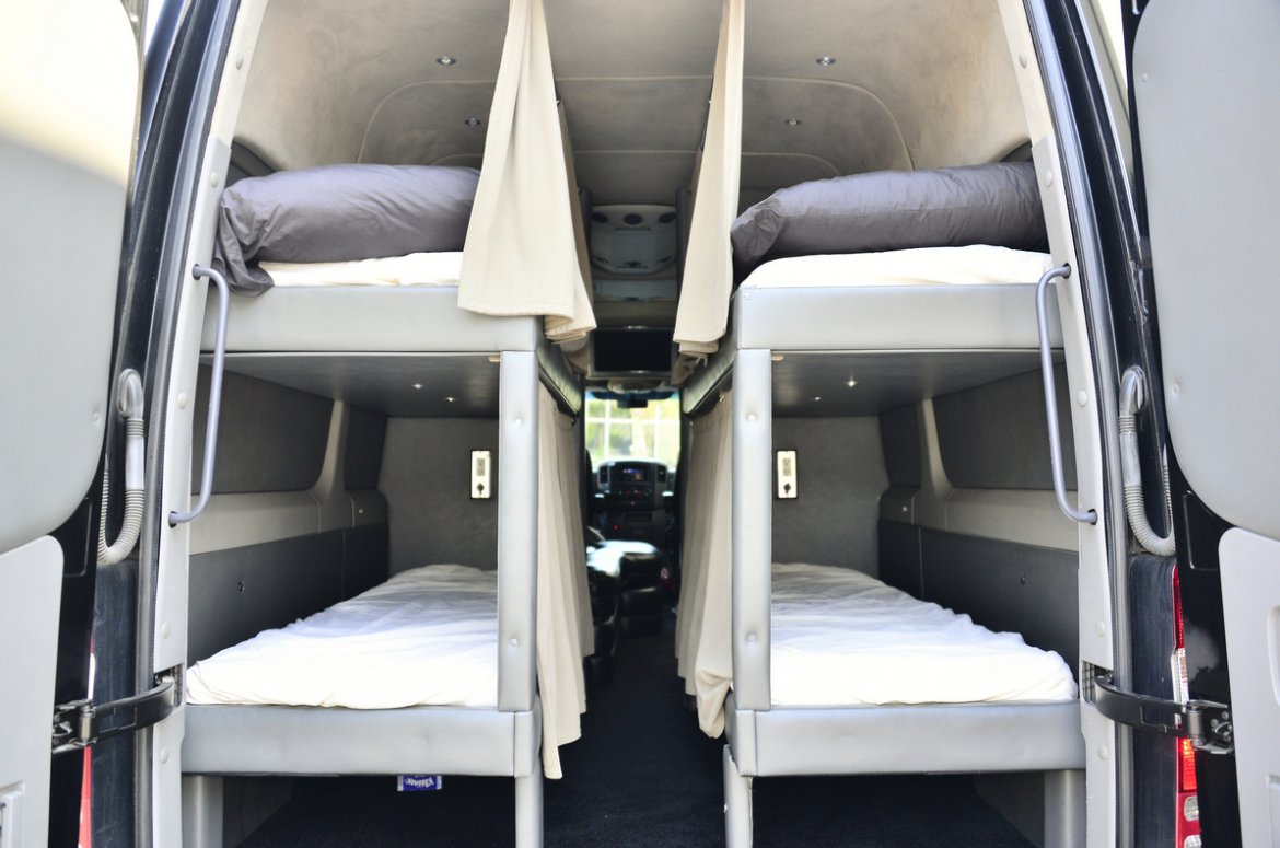 Motorcoach for Sale in Los Angeles, CA - Photo 9