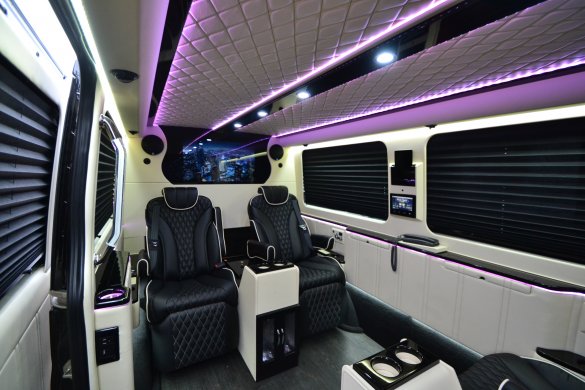 2019 Mercedes-Benz CEO 144" Low Roof Sprinter for Sale in Morganville, NJ - Main Photo