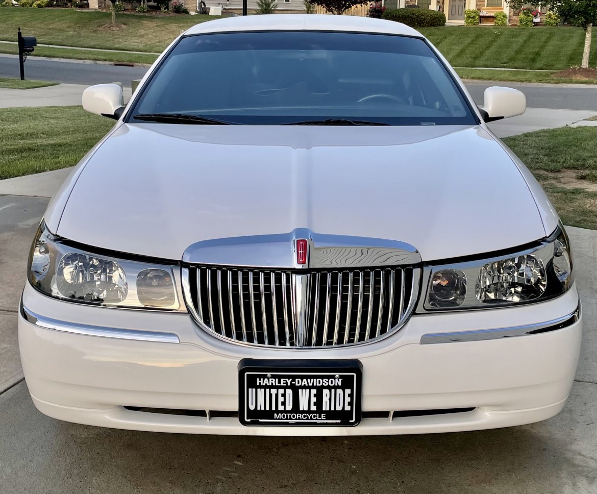 Limousine for Sale in Indian Trail, NC - Photo 5