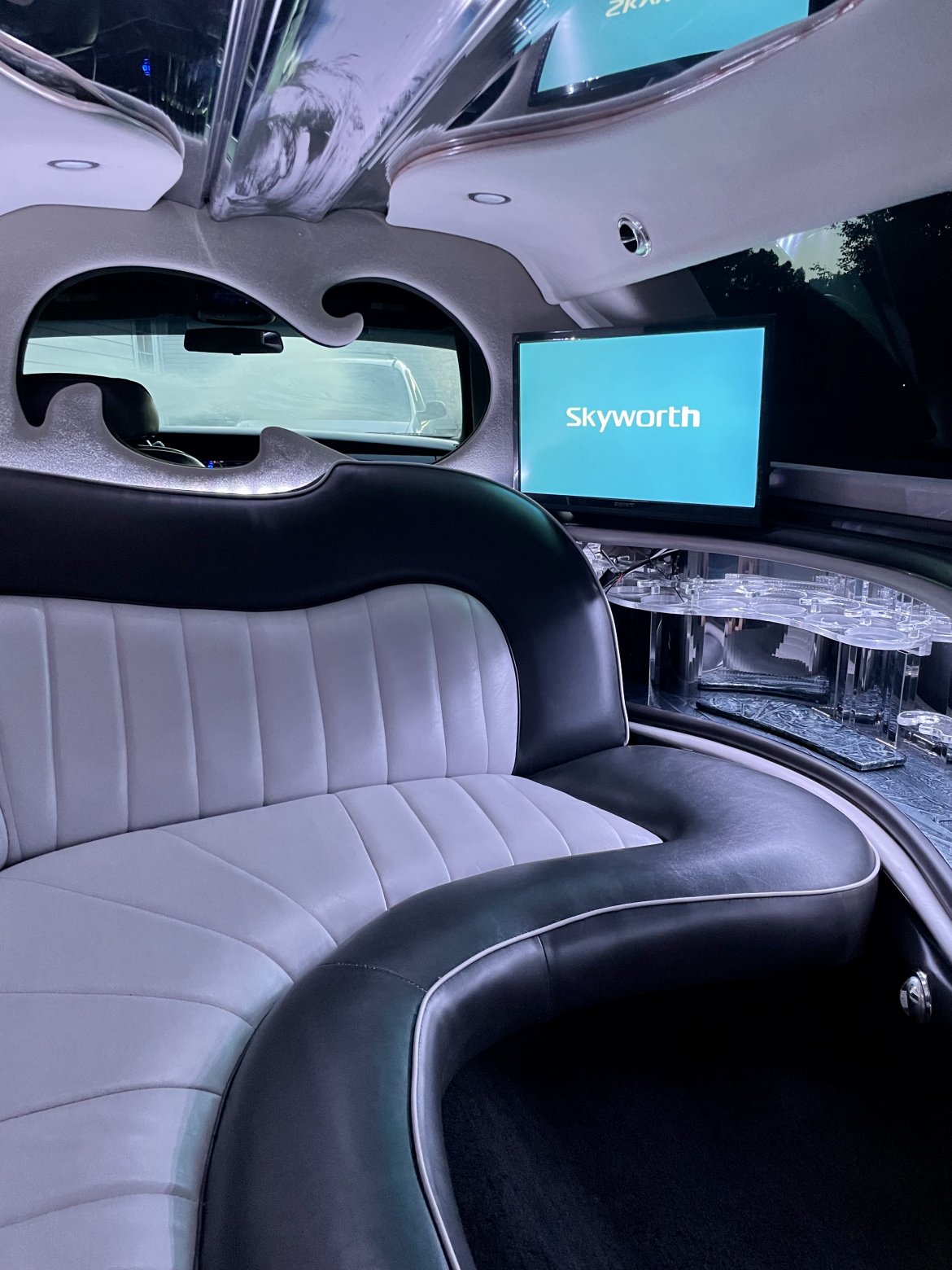 Limousine for Sale in Indian Trail, NC - Photo 19