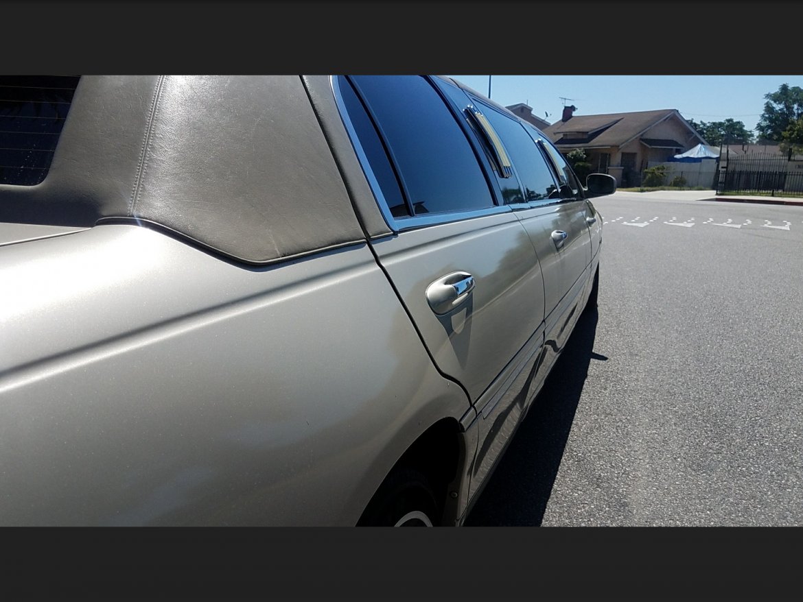 Photo of Limousine for sale: 2007 Lincoln Town Car 72&quot; by Krystal