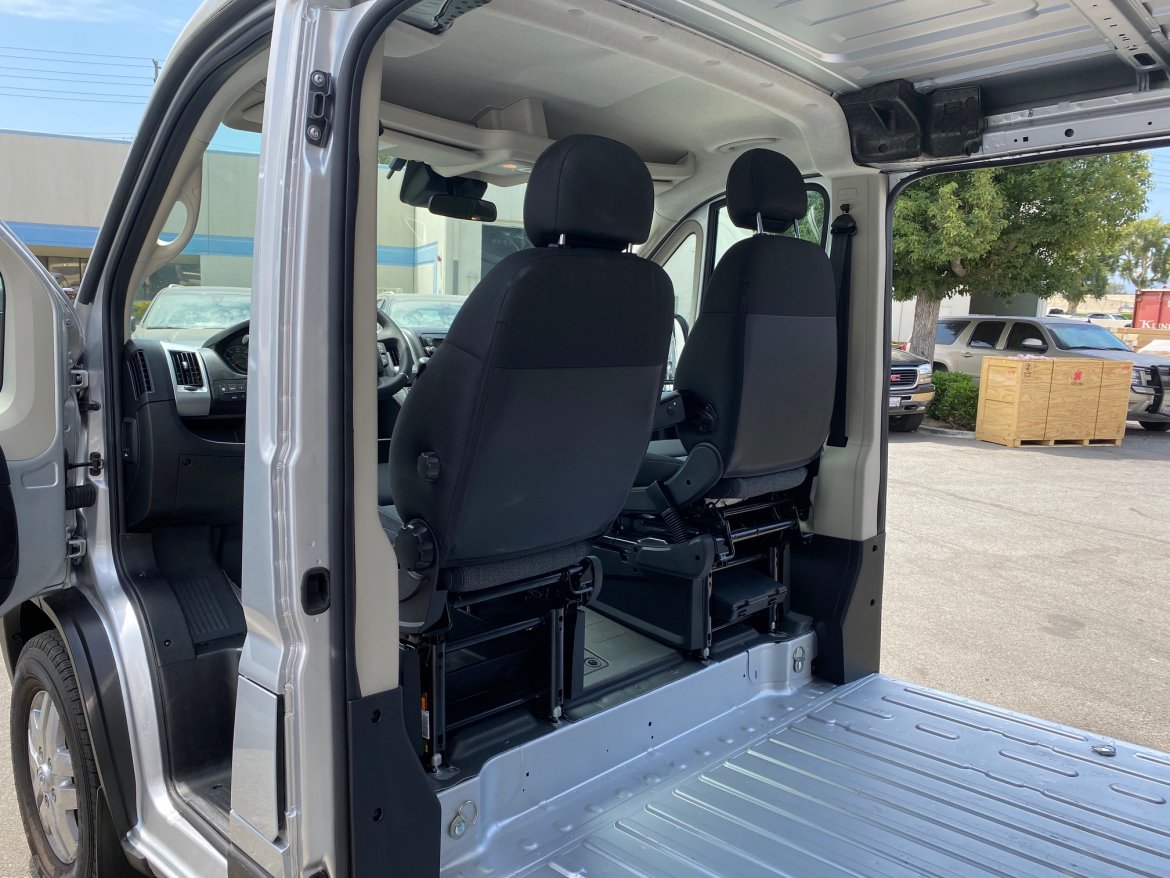 CEO SUV Mobile Office for Sale in Ontario, CA - Photo 12