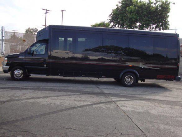 2015 Ford E-450 Super Duty Paratransit Shuttle Bus for Sale in Carson, CA - Photo 3