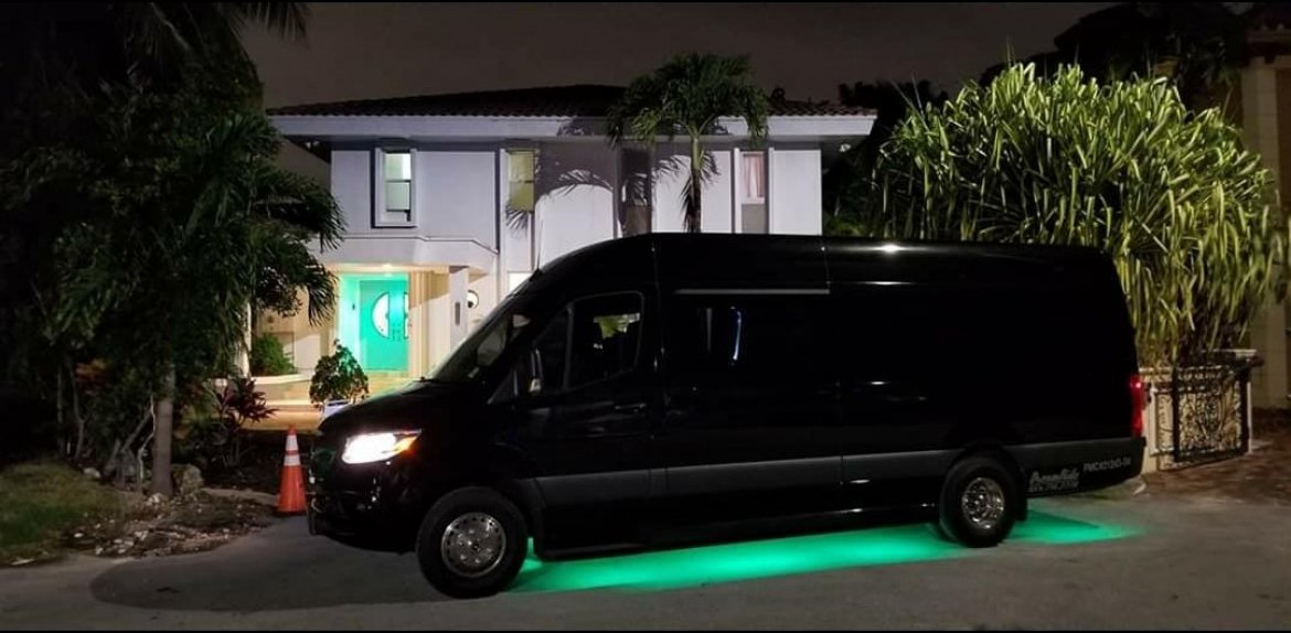Sprinter for Sale in Fort Lauderdale, FL - Photo 4