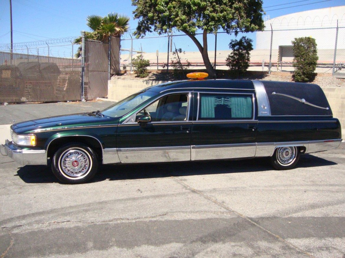 Funeral for Sale in Carson, CA - Photo 4