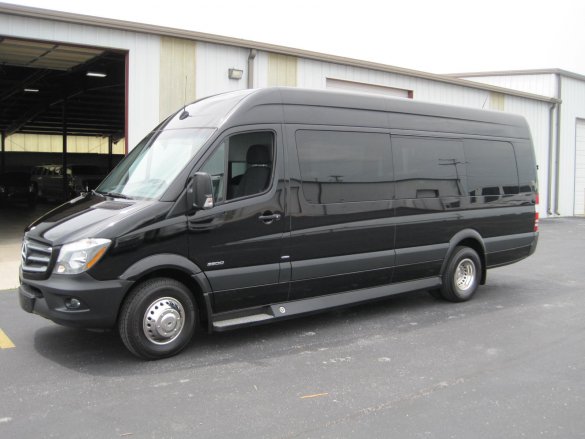 2015 Mercedes-Benz Sprinter 3500 Sprinter for Sale in OZARK, MO - Photo 2