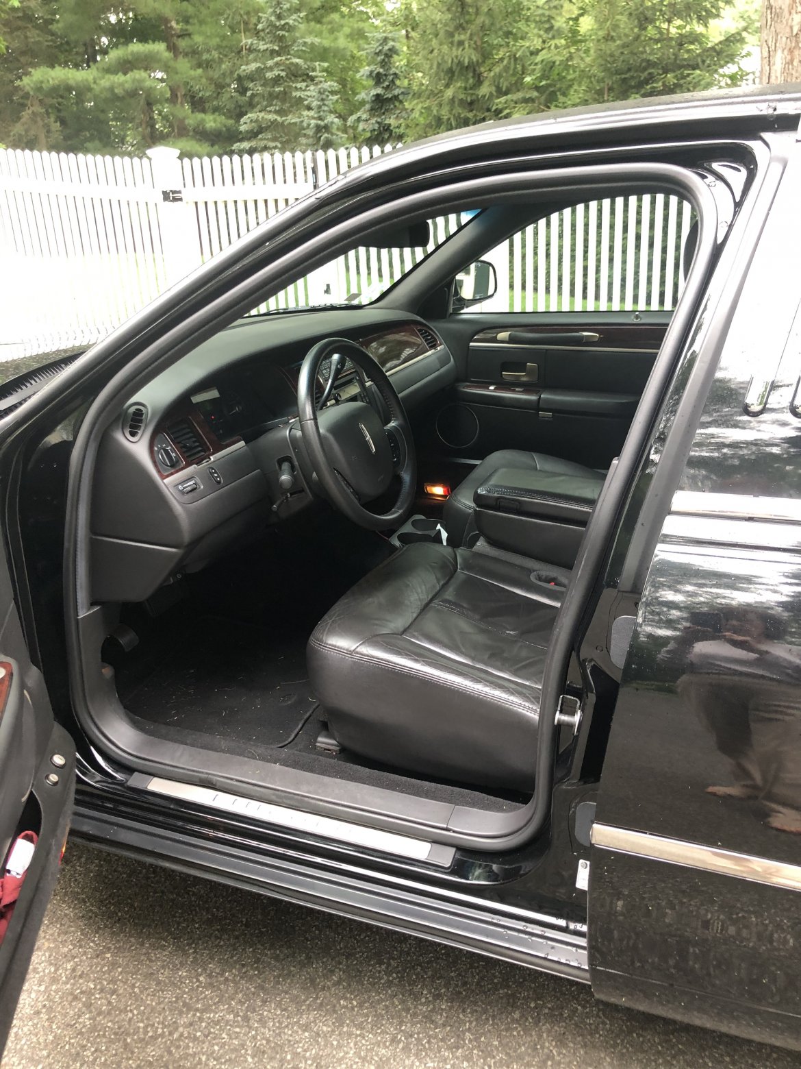 Limousine for Sale in Harrison, NY - Photo 4