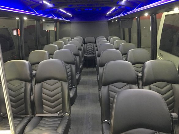 2017 Ford F-550 Shuttle Bus for Sale in Oaklyn, NJ - Photo 3