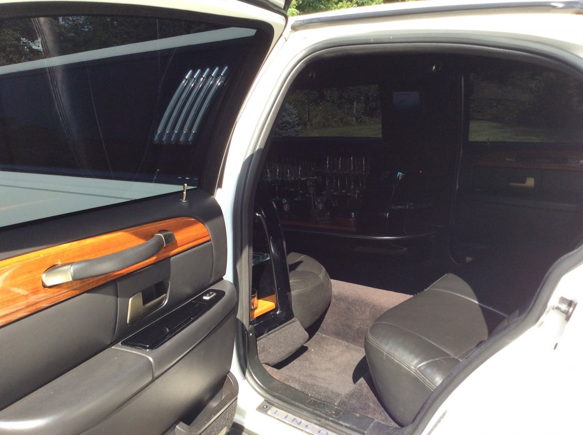 Photo of Limousine for sale: 2008 Lincoln Town Car 120&quot; by Krystal