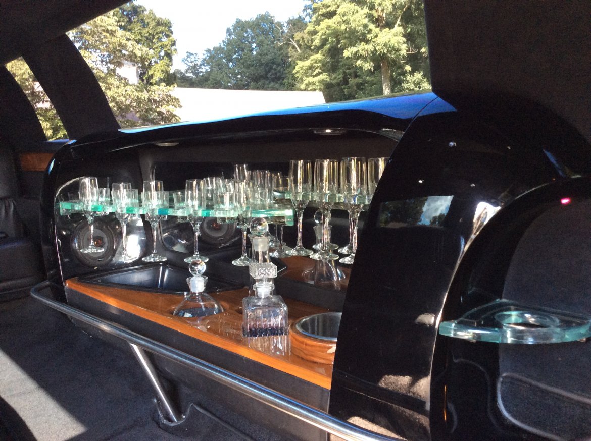 Photo of Limousine for sale: 2008 Lincoln Town Car 120&quot; by Krystal