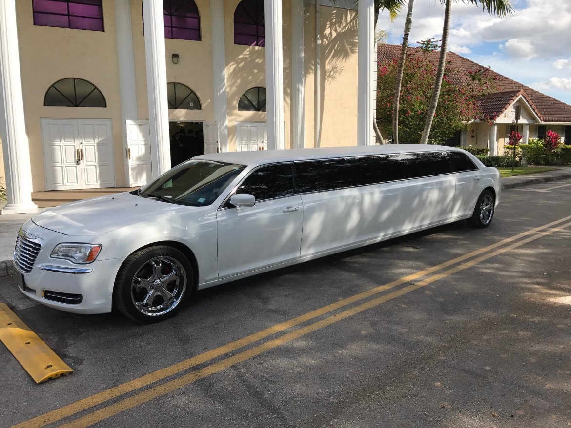 Limousine for sale: 2013 Chrysler 300 140&quot; by La Custom Coach