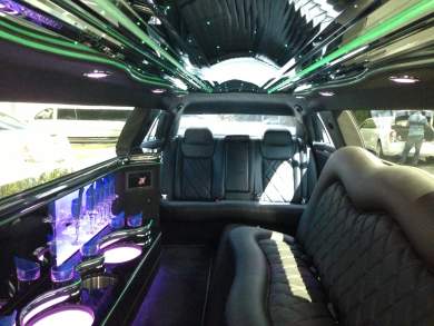 2013 Chrysler 300 Limousine for Sale in Pompano Beach, Florida, US - Photo 3