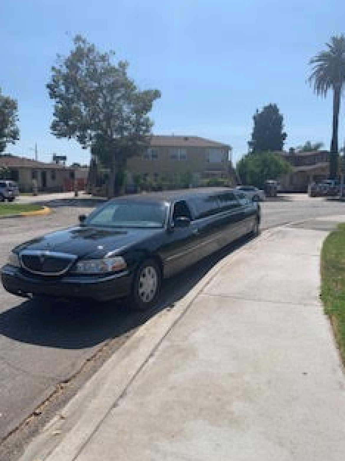 Limousine for Sale in Lynwood, CA - Photo 4