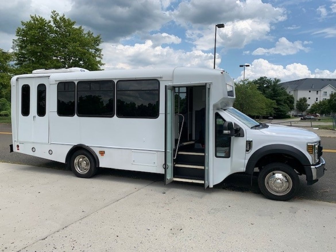 Shuttle Bus for Sale in CAPITOL HEIGHTS, MD - Photo 16