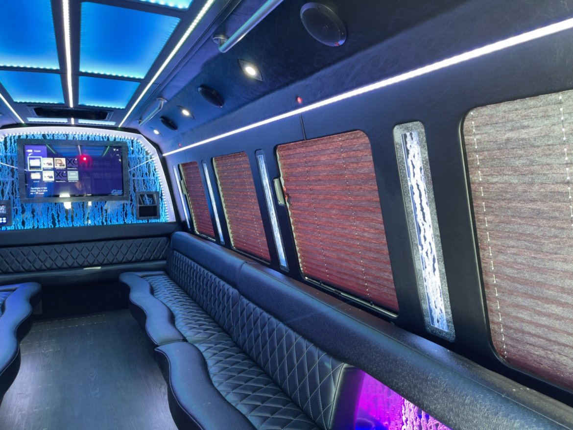 Limo Bus for Sale in Beaumont, CA - Photo 18