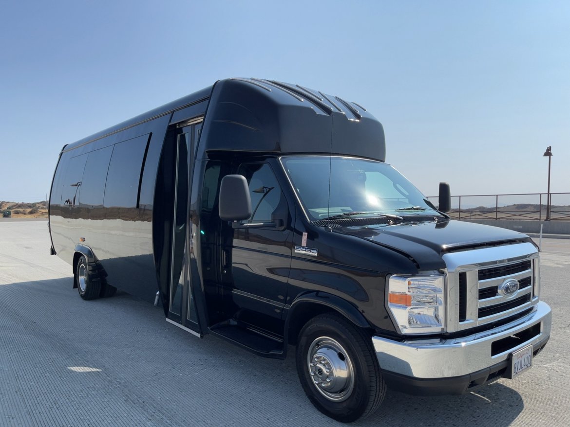 Limo Bus for Sale in Beaumont, CA - Photo 33