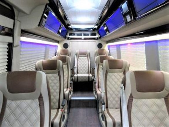 2019 Mercedes-Benz Sprinter 3500 Sprinter for Sale in Oaklyn, NJ - Photo 2