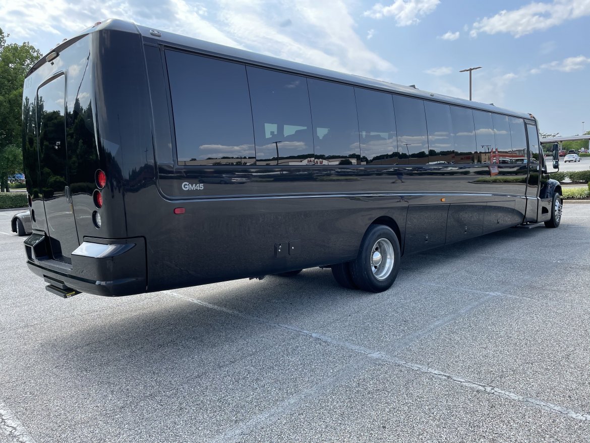 Executive Shuttle for Sale in Pasadena, MD - Photo 4